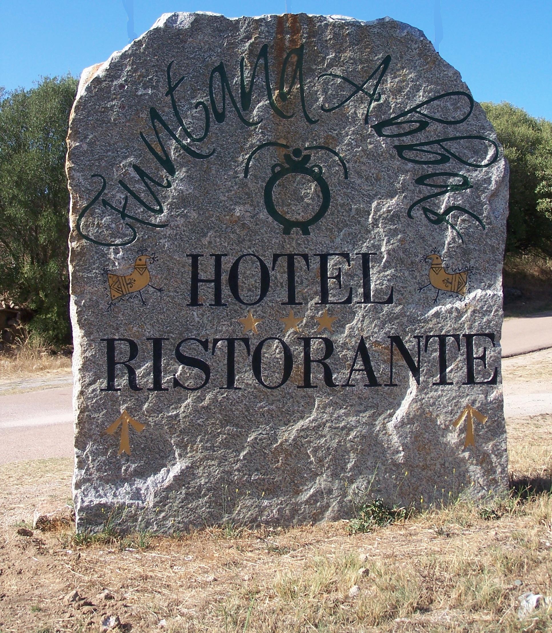 Hotel Ristorante Funtana Abbas Luras Zewnętrze zdjęcie