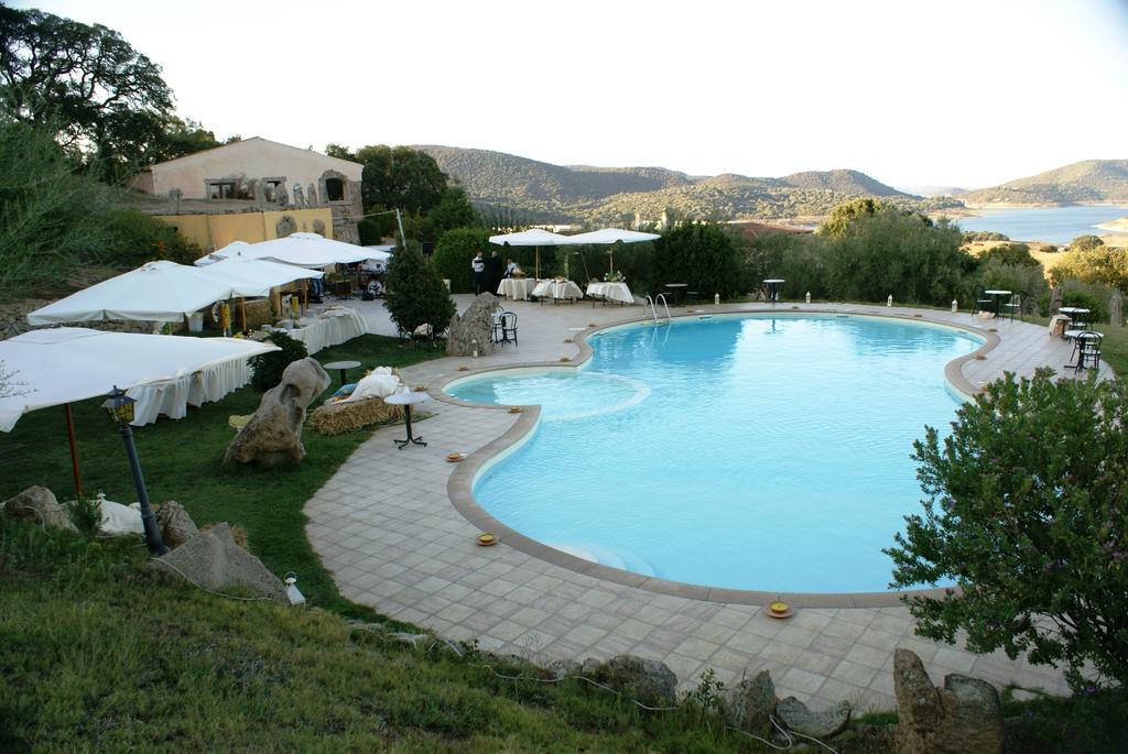 Hotel Ristorante Funtana Abbas Luras Zewnętrze zdjęcie